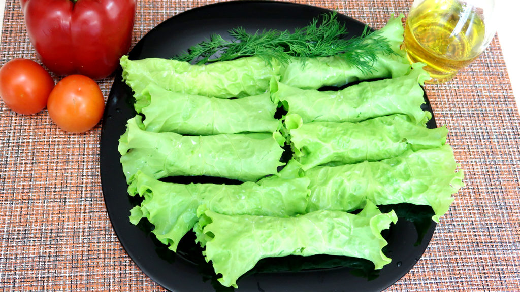 Рецепт рулетиков из листьев салата